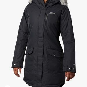 Columbia Women's Suttle Mountain Long Insulated Jacket. Sz Medium